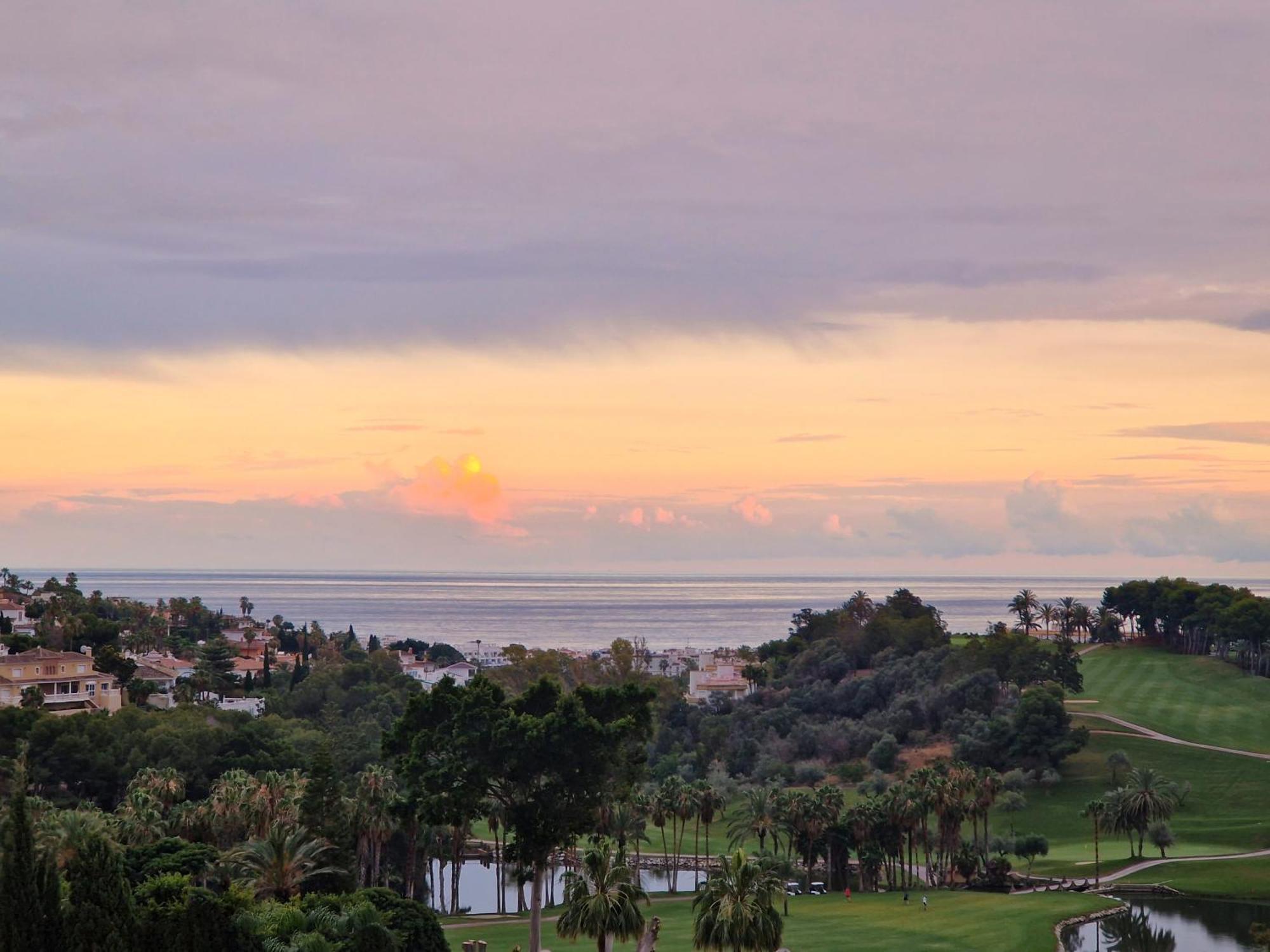 דירות בנאלמדנה Penthouse Benalvistas Torregolf Seaview מראה חיצוני תמונה